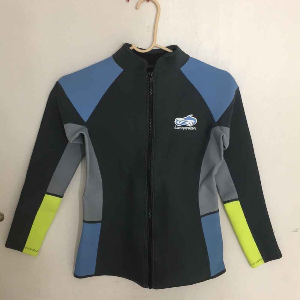 Lemorecn Women’s 1.5mm Wetsuits Jacket